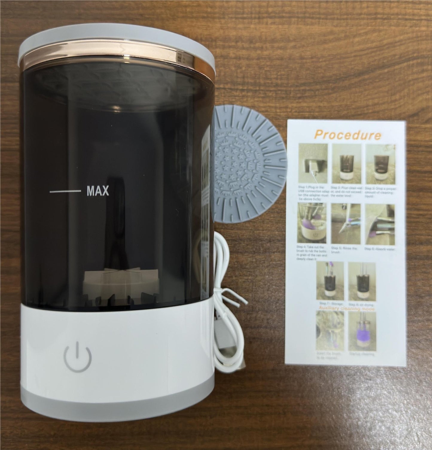 Easy to use Automatic make-up brush cleaner, USB chargeable, electric cleaning and drying